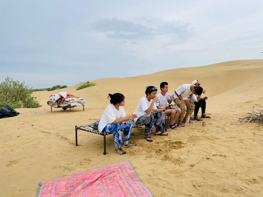 1 night 2 days Thar Desert Experience Jaisalmer - Sleeping under a star-filled sky and catching sunrise