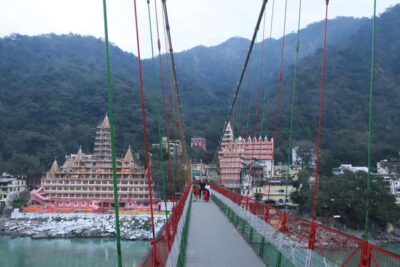 3 Days Haridwar Rishikesh Tour From Delhi By Train - Entering the Ganges world at Har Ki Pauri