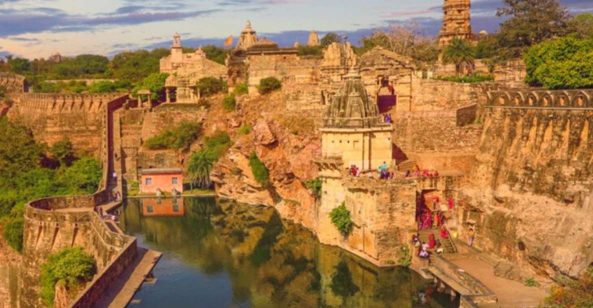3 Days Private Udaipur Tour - Price and logistics: what $130 per person buys you
