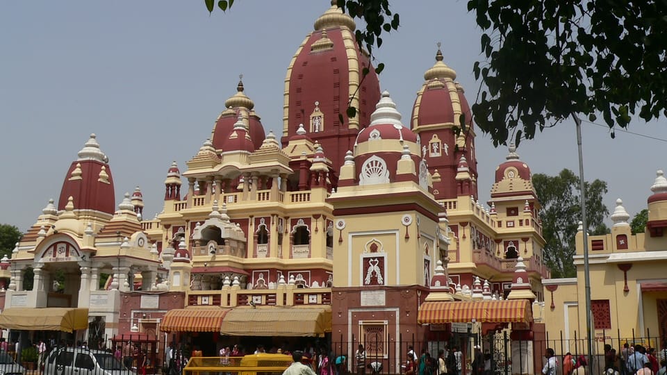 5-Hour Half-Day Delhi Temple Tour with Pick-Up & Drop-Off - ISKCON Temple (Vaishnav Temple of Krishna and Radha Parthasarathi)