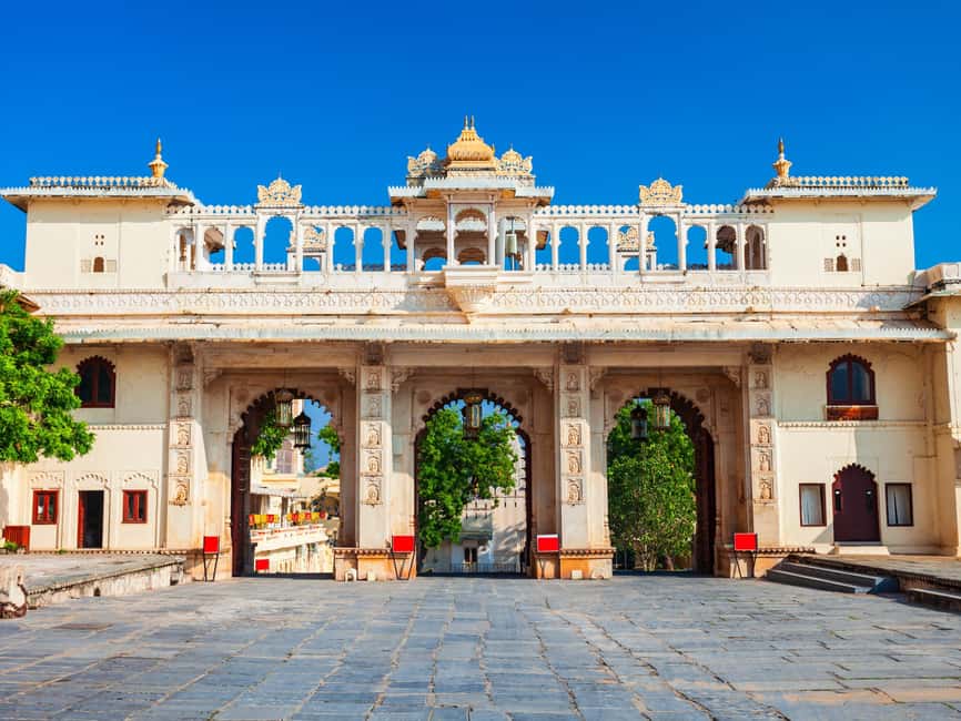 7-Day Golden Triangle Jodhpur Udaipur Tour from Delhi - Jaipur Day: Amer Fort, Jantar Mantar, and Royal Architecture