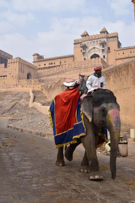 7-Day Golden Triangle Jodhpur Udaipur Tour from Delhi - Day 1 in Delhi: Old Delhi First, Then the Imperial Highlights