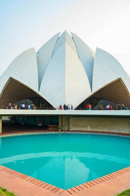 A full-day tour of Old & New Delhi Monument Express Entry - Lotus Temple: End the Day Quietly