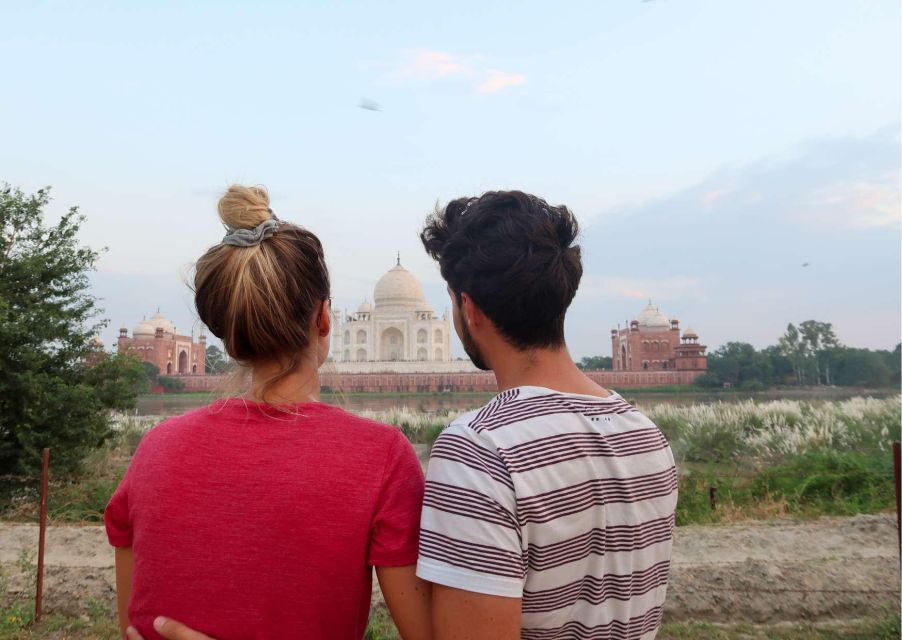 Agra: Agra Fort Skip-the-line ticket with Full Guided Tour - Mughal Architecture and the Akbar–Shah Jahan Story
