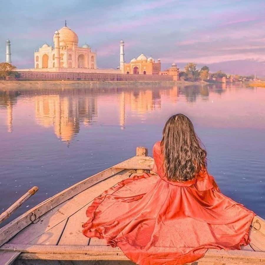 Agra Evening Tour with Sunset view Taj Mahal - Sadar Bazaar and local markets: shopping with a purpose