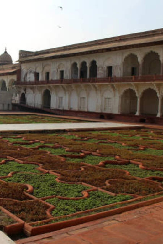 Agra fort, Baby Taj & Mehtab Bagh Express Ticket With Option - Price and value: what $11 buys you here
