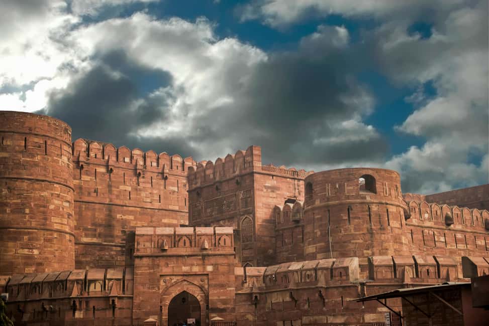 Agra Fort: Guided UNESCO Heritage Walking Tour - Agra Fort in 1 hour: what you really get from a guided UNESCO walk