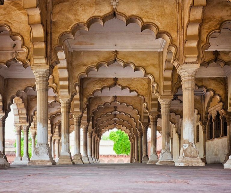 Agra: Private Taj Mahal and Agra Day Tour with Transfer - Who this Agra day tour suits best