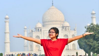 Agra: Private Taj Mahal and Agra Fort Tour with Hotel Pickup - Pickup and AC car logistics: start where you are, not where you should be