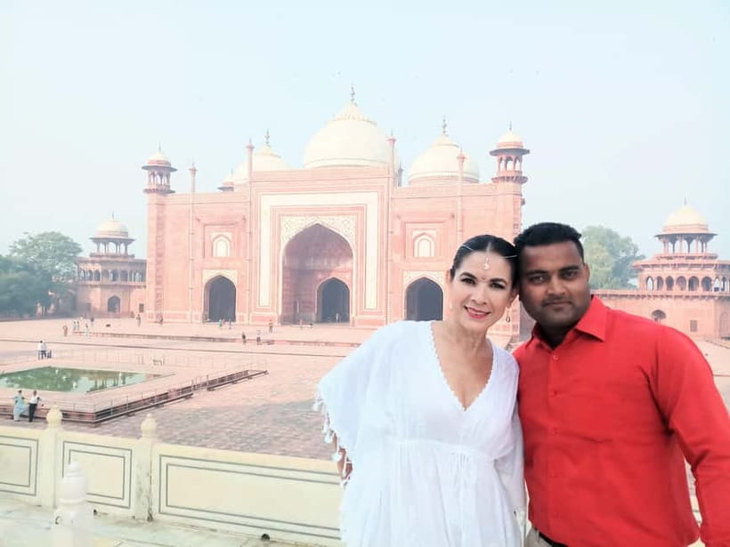 Agra: Skip-the-Line Fast Entry Ticket to the Taj Mahal - What you’ll actually see at the Taj Mahal grounds