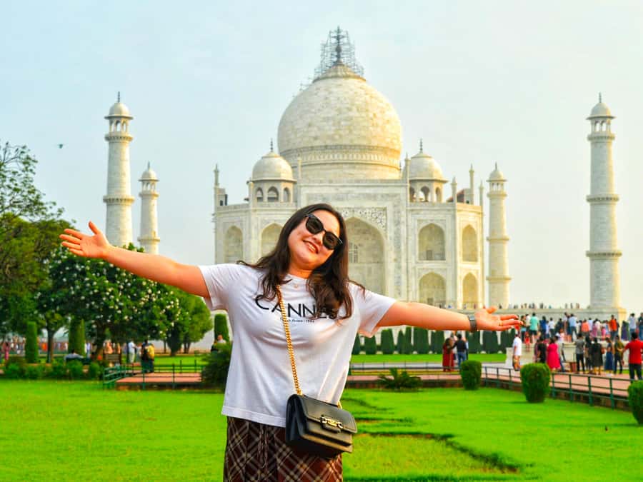 Agra: Skip-the-line Taj Mahal, Agra Fort & Baby Taj Day Tour - Baby Taj gardens and “jewel box” calm