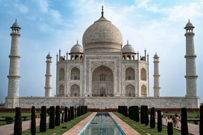 Agra: Skip-the-Line Taj Mahal, Agra Fort & Baby Taj Tour - Spice Market Time: Ginger and Cardamom You Can Smell