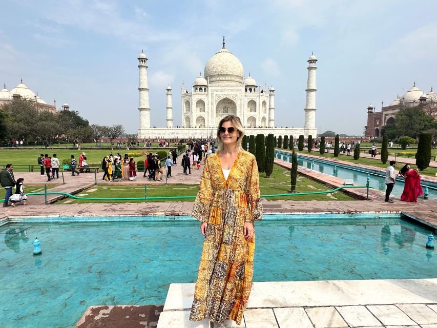 Agra: Skip-the-Line Taj Mahal & Agra Fort Private Tour - Lunch in Agra: included when you choose all-inclusive
