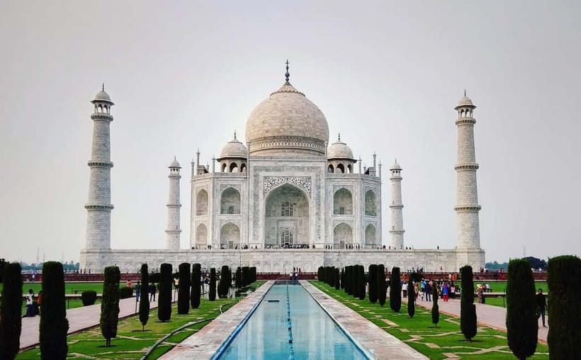Agra: Taj Mahal & Agra Fort Private Tour - What the guide adds at the Taj Mahal