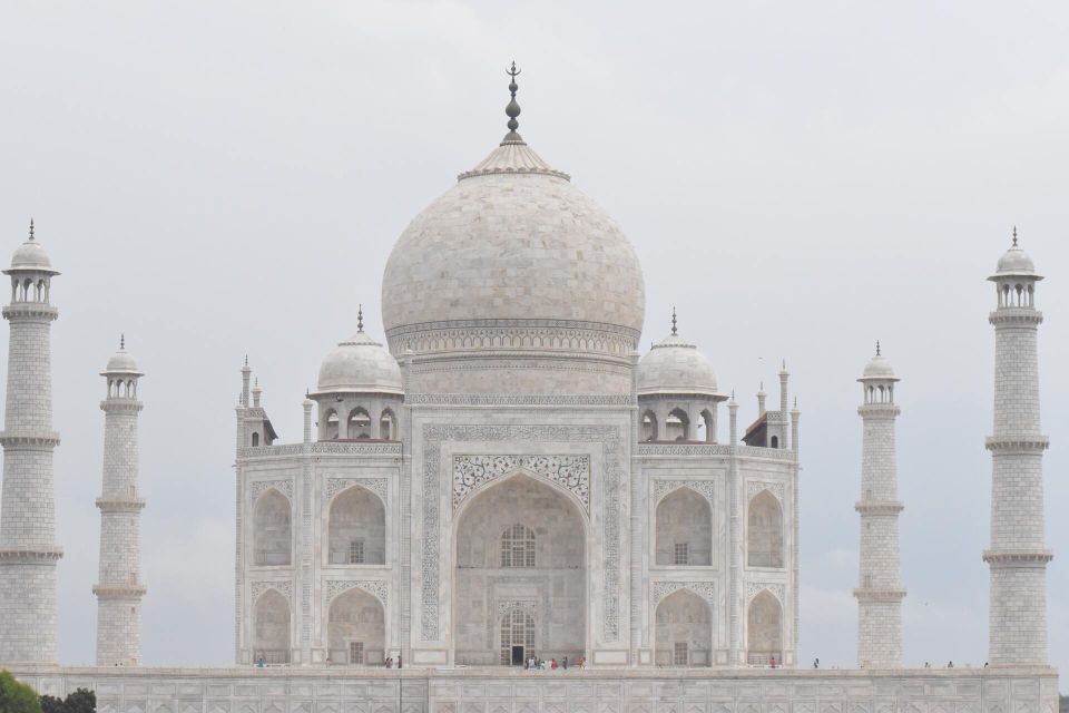 Agra: Taj Mahal Express Entry Tickets - Rules and practicalities: keep it easy and respectful