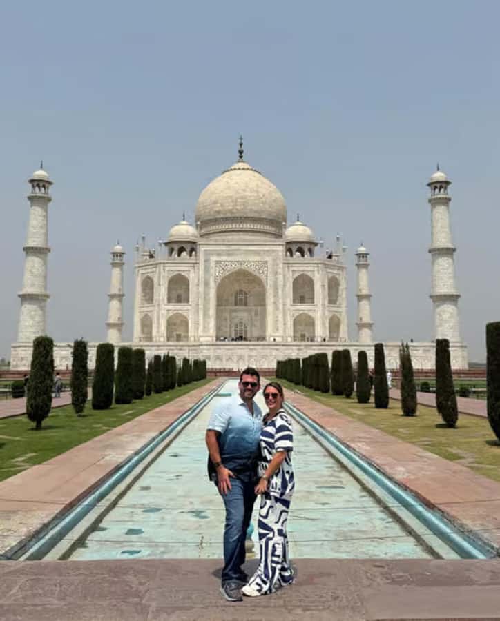 Agra: Taj Mahal Guided Tour with Fast Track Entry - Fast-Track Entry at the Taj Mahal: More Time for the Things That Matter