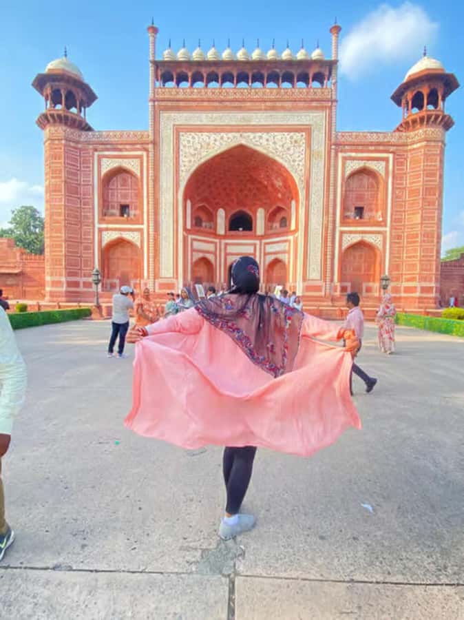 Agra: Taj Mahal Guided Tour with Fast Track Entry - Private, Air-Conditioned Hotel Pickup That Actually Sets the Tone