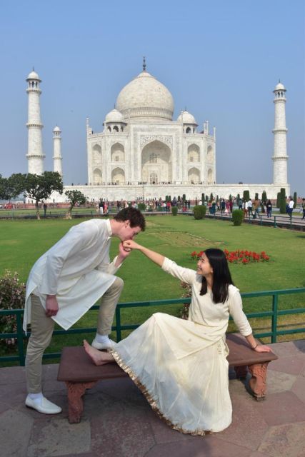 Agra:Taj Mahal Skip-The-Line Guided Tour with Breakfast - Inlay Work Demonstration: The Craft Stop That Makes the Taj Feel Real