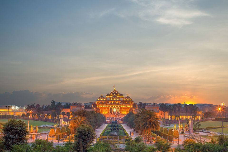 Akshardham Light & Fountain Show with Pick-up & Drop-off - Key points worth knowing before you go