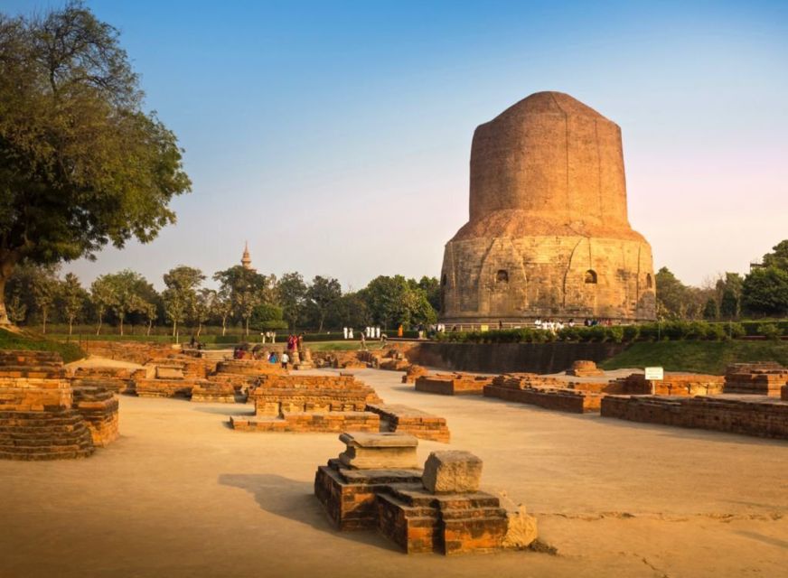 All Inclusive : Private Guided Tour of Varanasi and Sarnath - A Quick Note on Silk Weaving and Lunch Timing