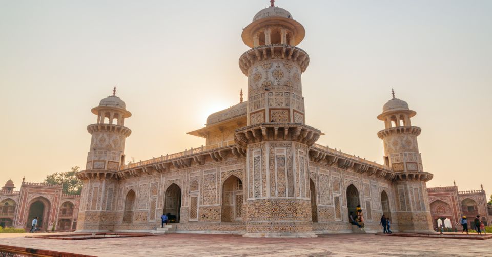 All Inclusive Private Taj Mahal Luxury Tour from Delhi - Key highlights at a glance