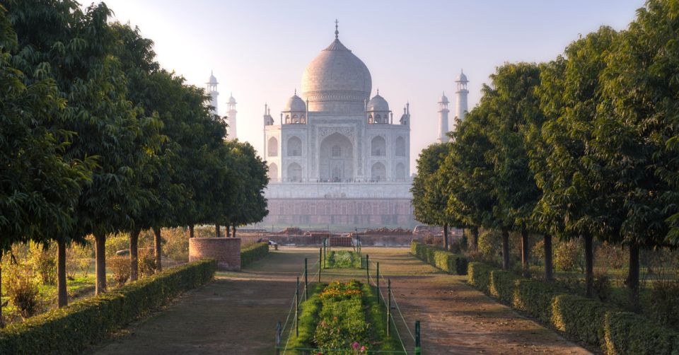 All Inclusive Private Taj Mahal Luxury Tour from Delhi - Private guide quality: why names matter here