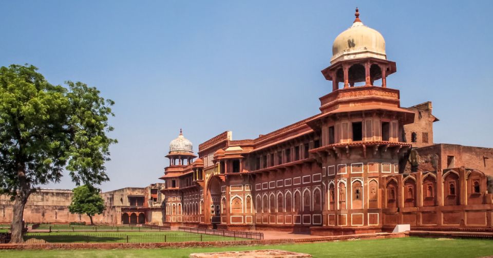 All Inclusive Private Taj Mahal Luxury Tour from Delhi - Who should book this Delhi-to-Agra private tour