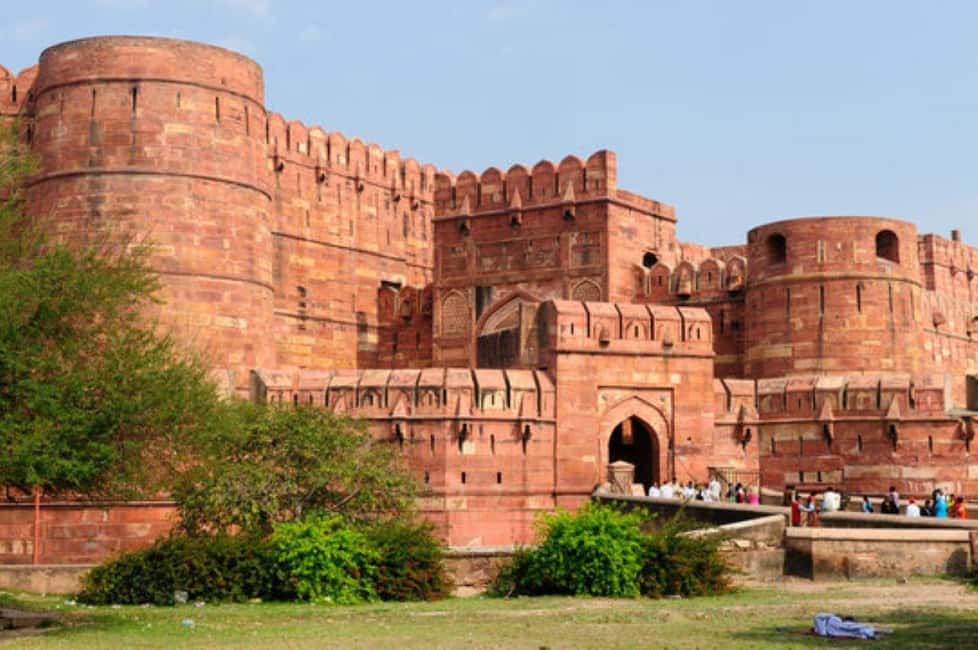 All-Inclusive Sunrise Taj Mahal, Agra Fort & Baby Taj Tour - The Taj Mahal walk: guided context and photo-friendly pacing