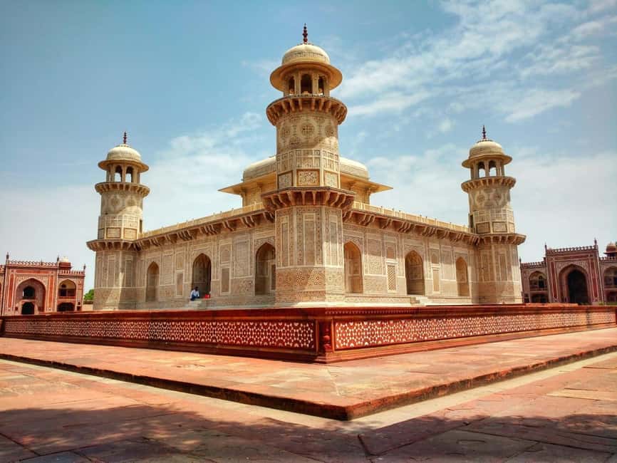 All-Inclusive Sunrise Taj Mahal, Agra Fort & Baby Taj Tour - Baby Taj at Itimad-ud-Daulah: the calm contrast