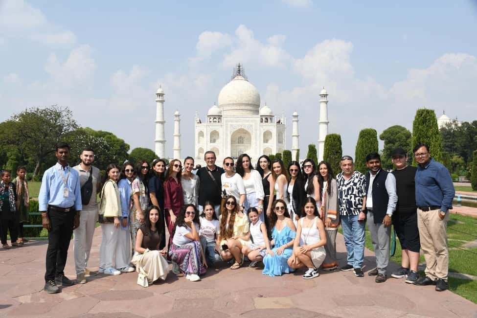 All Inclusive Taj Mahal,Agra Fort & Baby Taj Day Tour By Car - Private air-conditioned car + guide: the comfort advantage