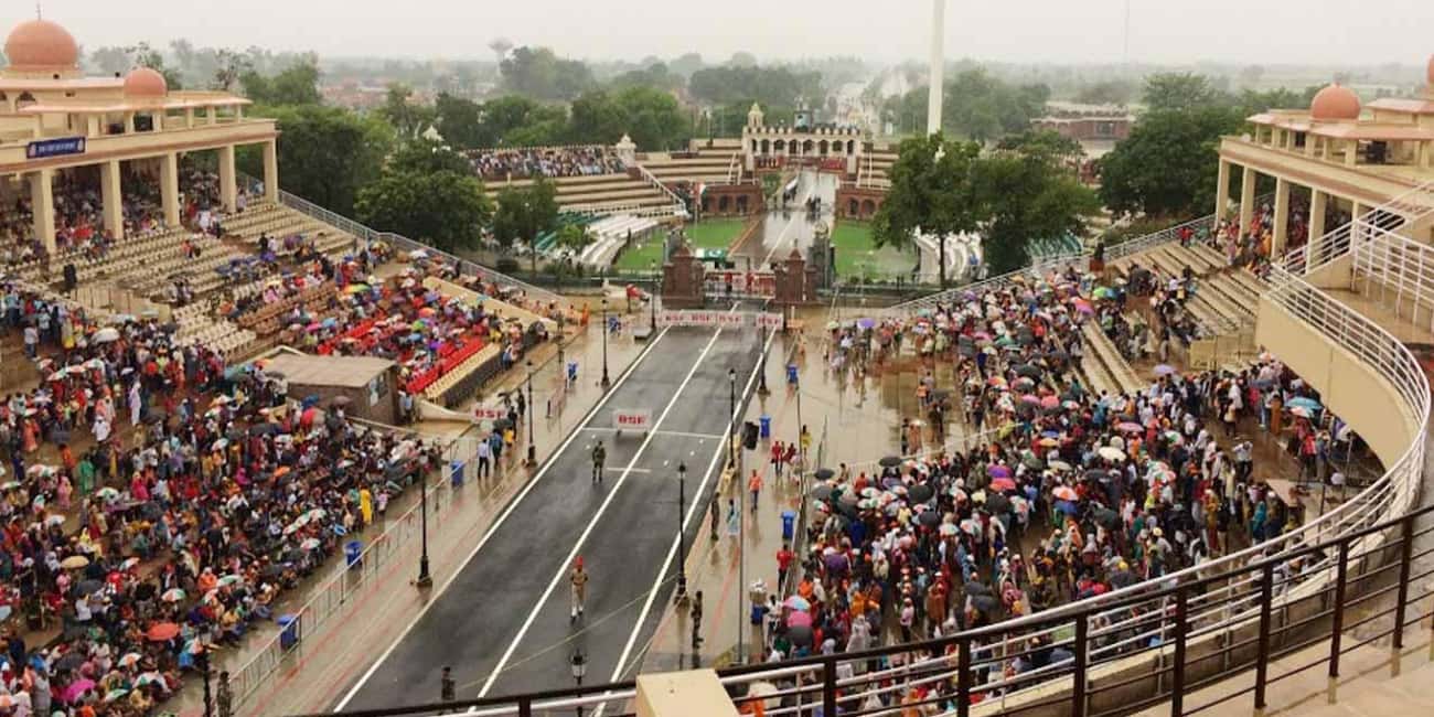 Amritsar: Full-Day Private Sightseeing Tour w/ Wagah Border - Golden Temple and the Langar Hall: More Than a Quick Photo Stop