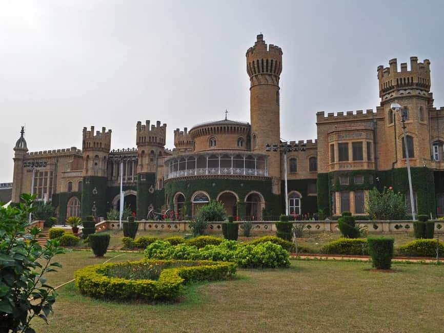 Bangalore City Tour: Lalbagh, Tipu Palace & Bull Temple - Lalbagh Botanical Garden: glasshouse beauty plus a real walk