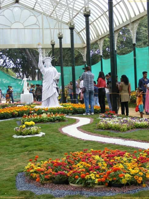 Bangalore City Tour: Walking, Palace & Temples - Guides and languages: getting the most out of your tour