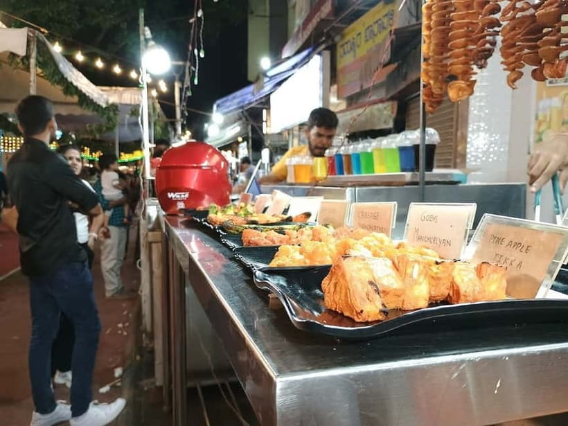 Bangalore : Evening Food Street Walk and Market Visit - Why the KR Market → VV Puram route makes sense