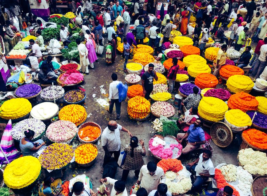 Bangalore: Walking Tour of Fort, Palaces, and Market - Where the tour starts: State Bank of India on Kempegowda Road