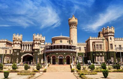 Bengaluru: Private Tour with Hotel Pickup and Drop-off - Entering Bengaluru’s biggest ISKCON temple first
