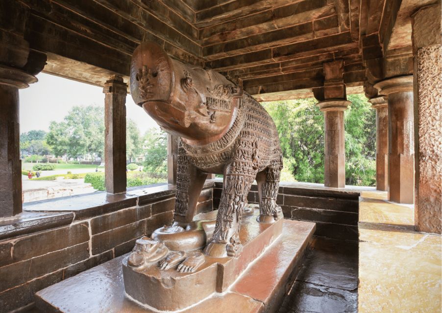 Best of Khajuraho (Guided Halfday Sightseeing Tour by Car) - Hidden lanes and places: the small advantage that makes it feel local