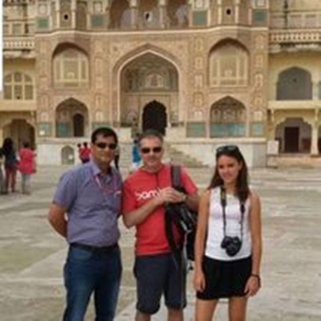 Book Govt. Approved Tour Guide for Jaipur City Tour - Jal Mahal: Views by the Water With a Guided Stop