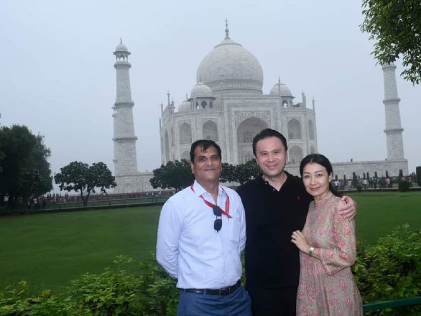Book Govt. Approved Tour Guide For Taj Mahal & Fort - Key things that make this tour work in real life