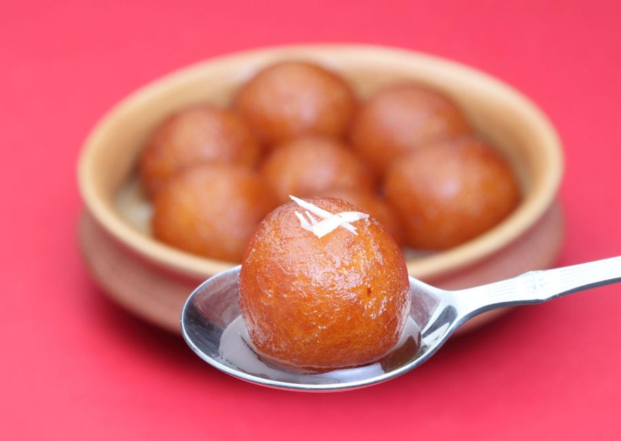 Darjeeling Food Crawl (2 Hours Guided Local Food Tour) - Key things you’ll notice on this Darjeeling food crawl