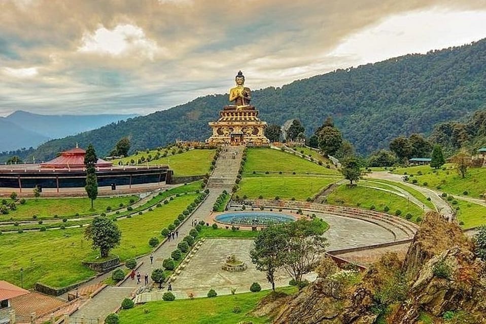 Darjeeling: Full-Day Guided Sightseeing Tour by Car - Who should book this Darjeeling car tour?