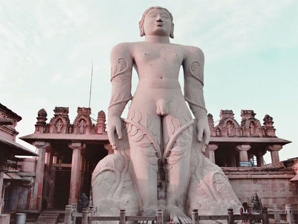 Day Excursion of Belur, Halebeedu & Shravanabelagola - Belur’s Chennakeshava Temple: why the sculptures feel rare