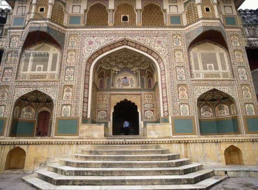 Delhi: 3Day Golden Triangle with Elephant SOS (5 Star Hotel) - Skip-the-line entry: helpful, but not a magic spell