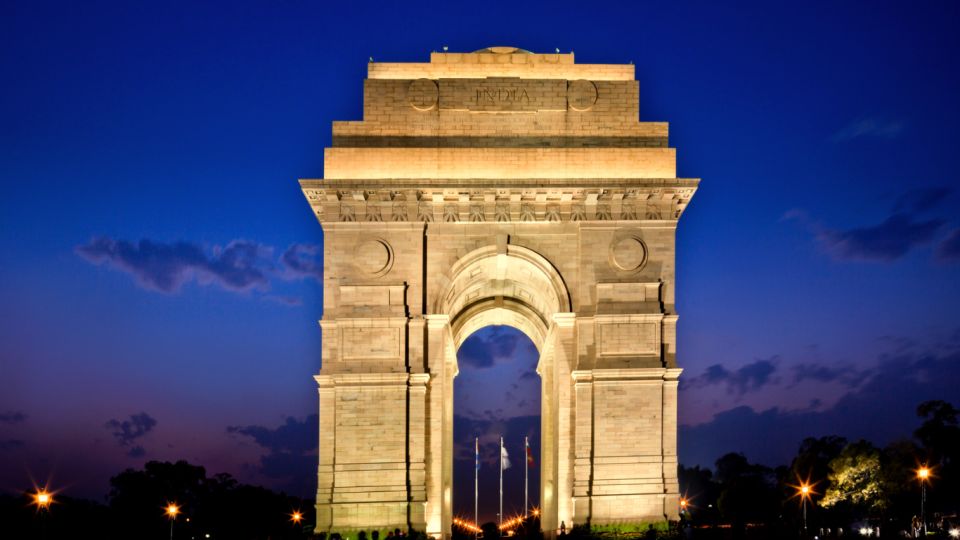 Delhi: Airport to Airport Guided Layover City Tour - Qutb Minar, Lotus Temple, and Humayun’s Tomb: the “big landmarks” block