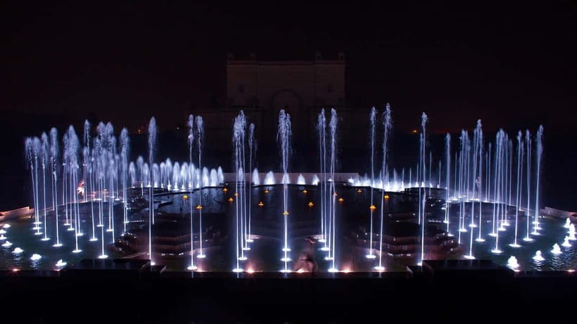 Delhi: Akshardham Temple Tour with Light and Water Show - Temple etiquette rules you must take seriously (or you’ll lose time)