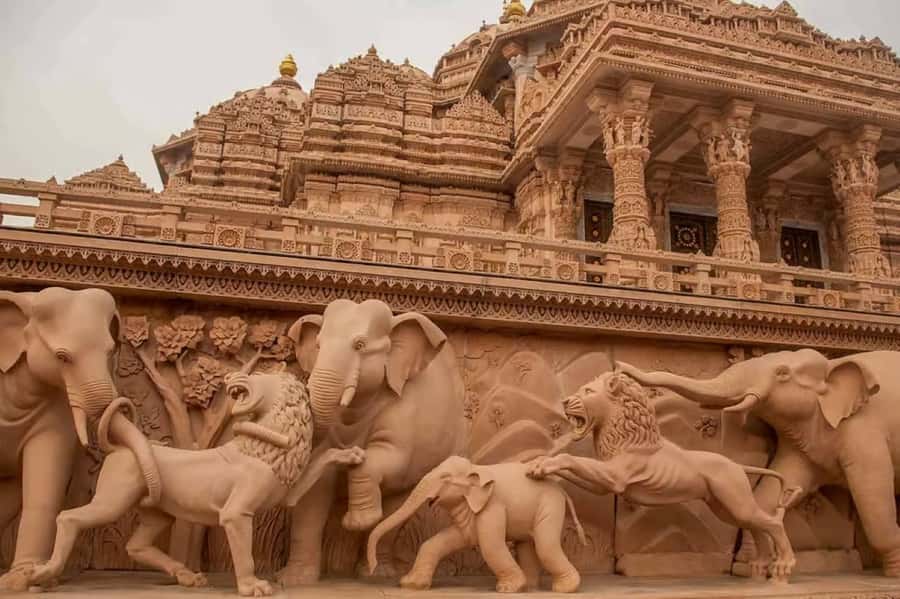 Delhi: Akshardham Temple Tour with Water & Light Show by Car - Sahajanand Darshan: Values Explained With Multimedia