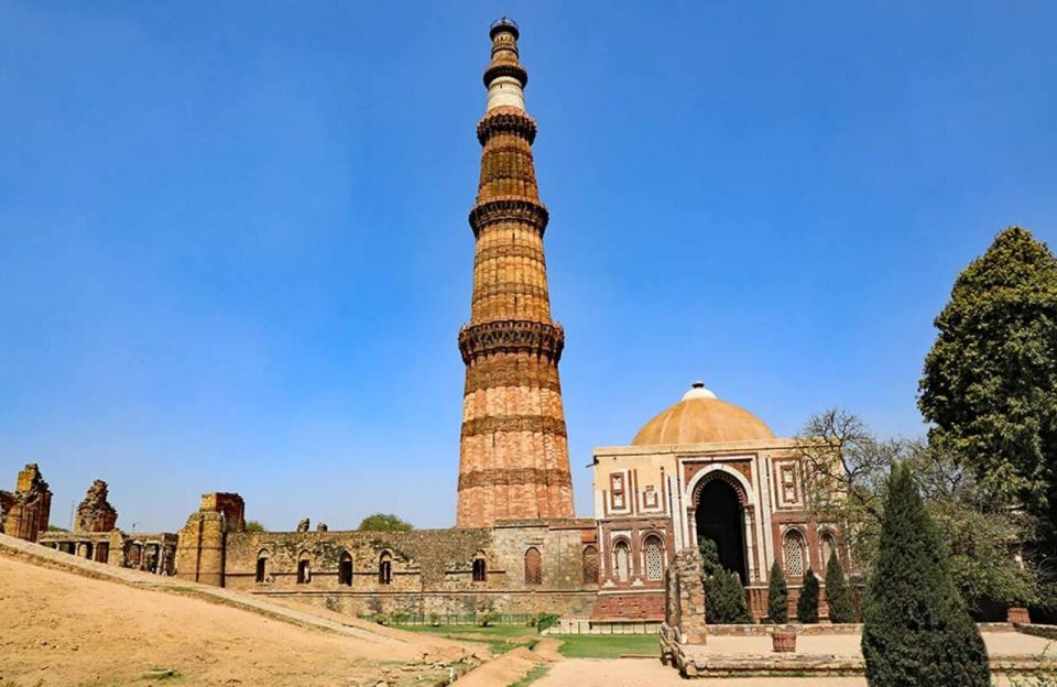 Delhi: All Inclusive Old & New Delhi Full & Half Day Tour - New Delhi classics: India Gate, Rajpath, and Humayun’s Tomb