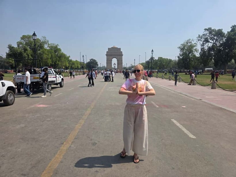 Delhi: Chandni Chowk & Spices Shoping Tour Through Tuk-Tuk - The tuk-tuk route: how the tour stays efficient in a tight 3–4 hours