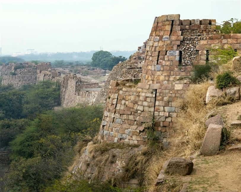 Delhi City Hidden Gems Tour - Cover the Uncovered Sites - National Museum: making the monuments outside click