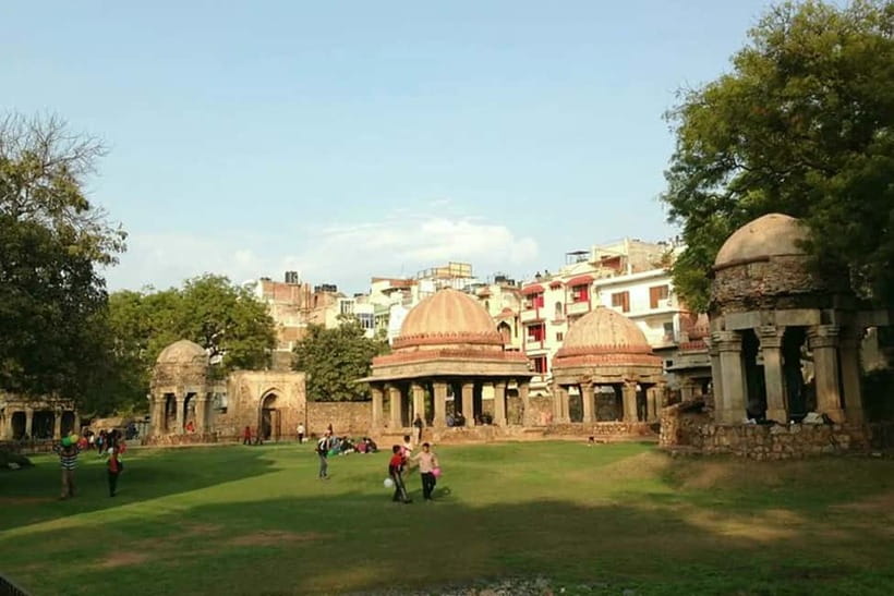 Delhi City Hidden Gems Tour - Cover the Uncovered Sites - Kalka Ji Temple: faith, legend, and everyday devotion